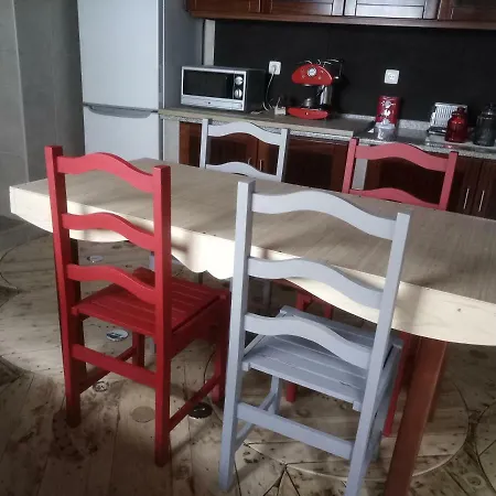 Pensjonat Casa 40th-music Wood House 4*