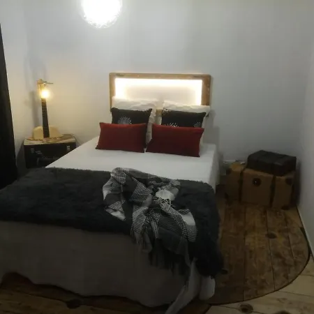 Affittacamere Casa 40th-music Wood House 4*