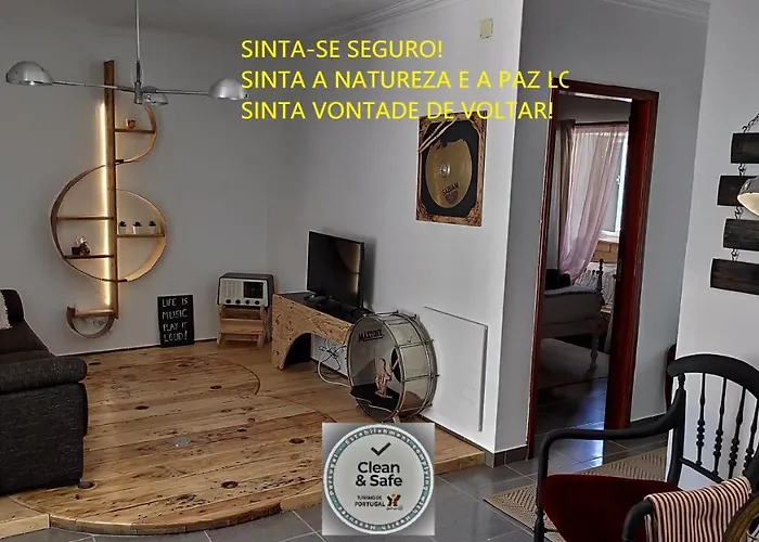 Гостевой дом Casa 40th-music Wood House