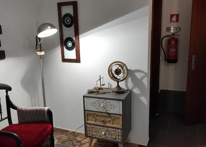 Casa 40th-music Wood House 4*